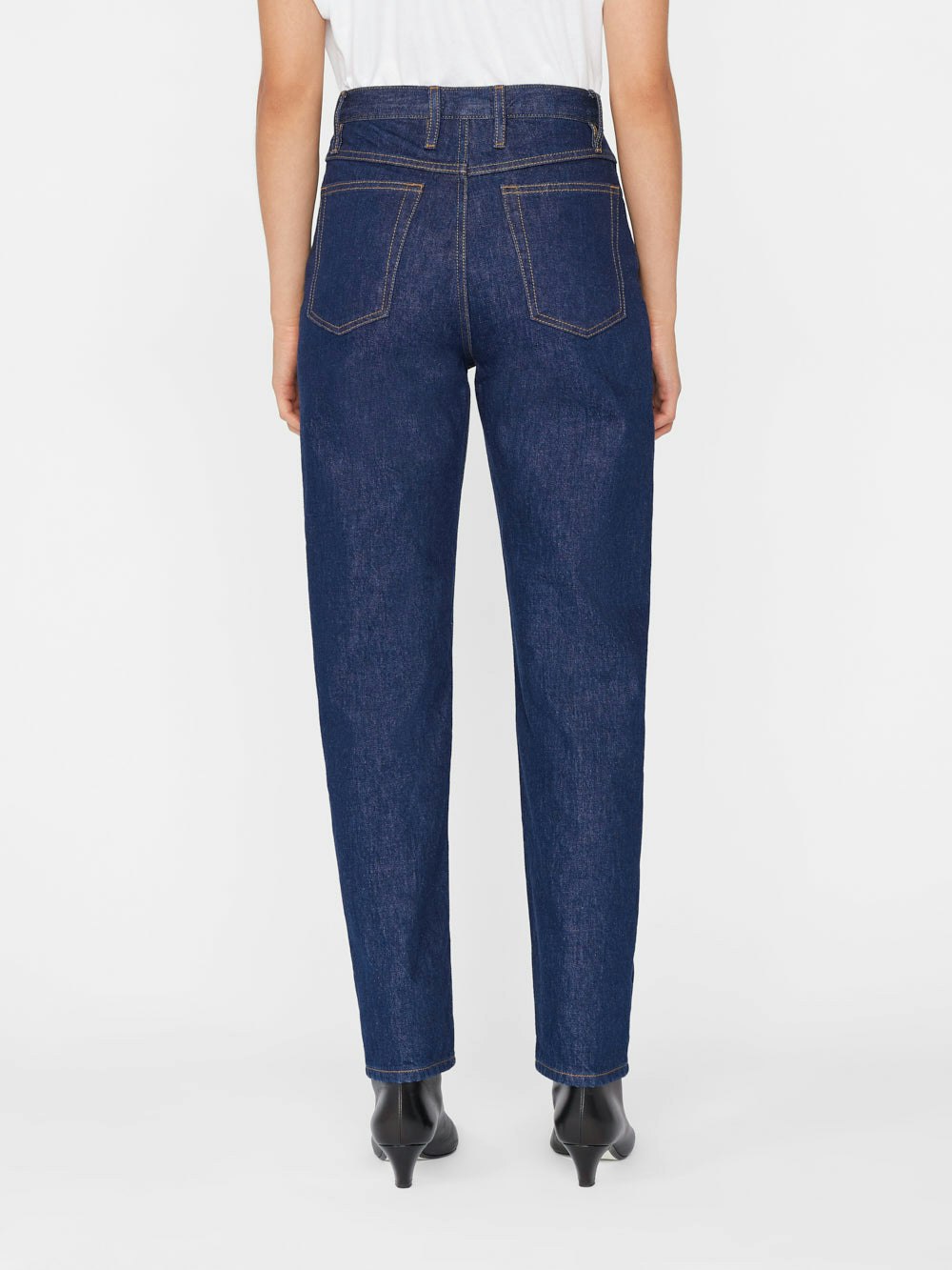 jeans back view alt:fit2